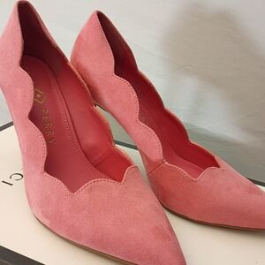 Katy Perry The Dina Microsuede Pink Scalloped  Pointed Toe Pumps 6.5